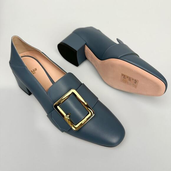 NIB Bally buckled leather pumps Size 8.5 - Picture 1 of 14